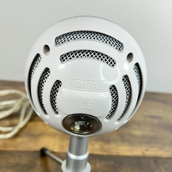 LOGITECH WHITE BLUE SNOWBALL ICE PLUG AND PLAY USB MICROPHONE - Picture 7 of 13